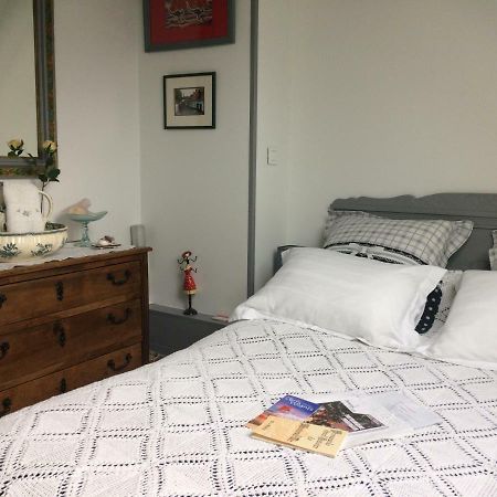 La Mansarde Bed and Breakfast Neuville-sous-Montreuil Exteriör bild
